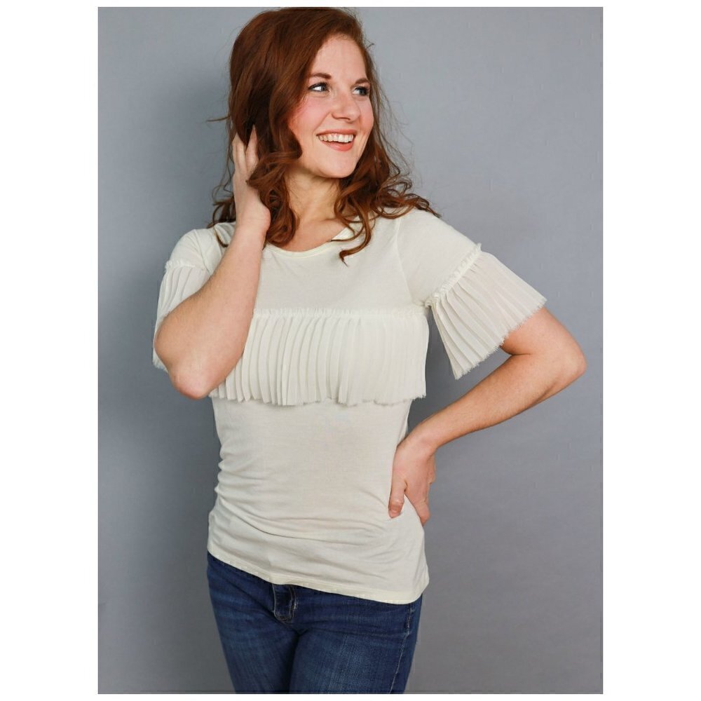 Banana Republic Cream White Ruffle T Shirt…